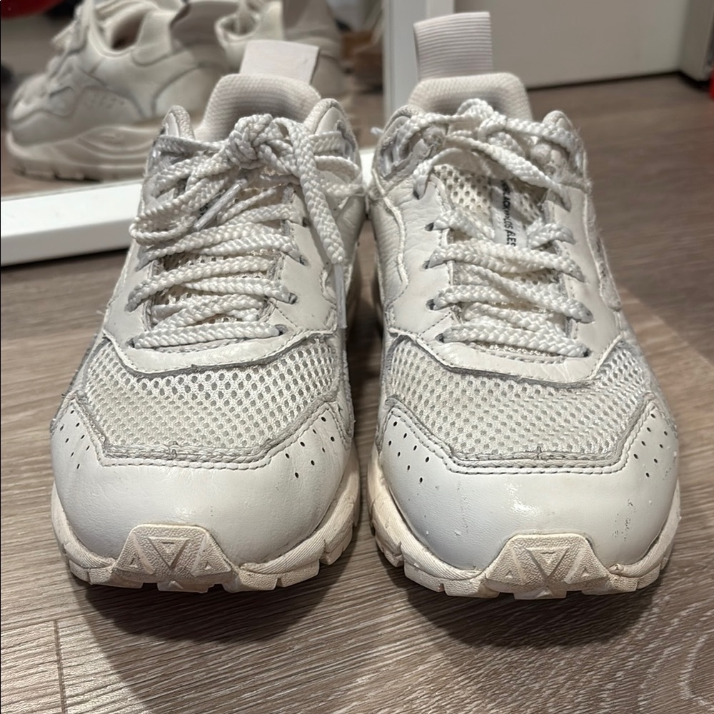 BRANDBLACK LOS ANGELES Cream Sneakers